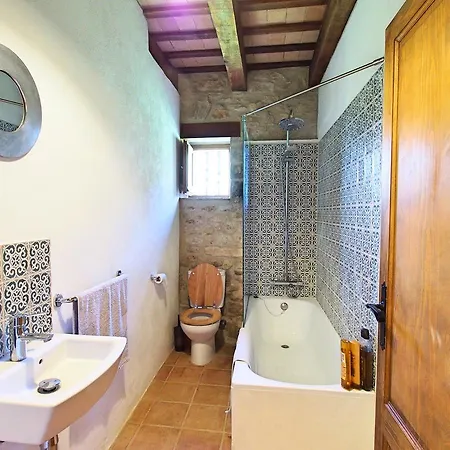 Sleep & Can Campana Apartment Girona